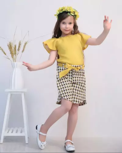 دوتیکه تابستونی زردقناری